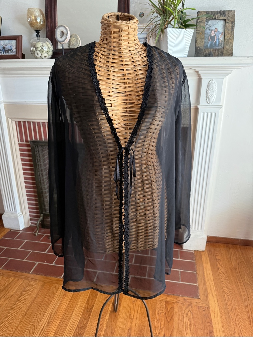 Vintage Frederick’s  of Hollywood black sheer kaftan tunic robe 1X